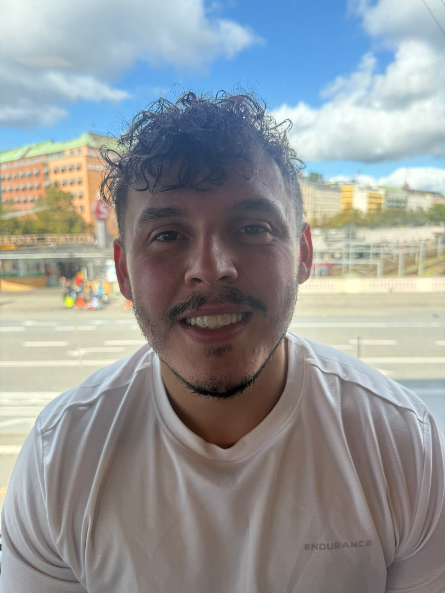 Daniel, gulvsliber hos RI Gulvafslibning
